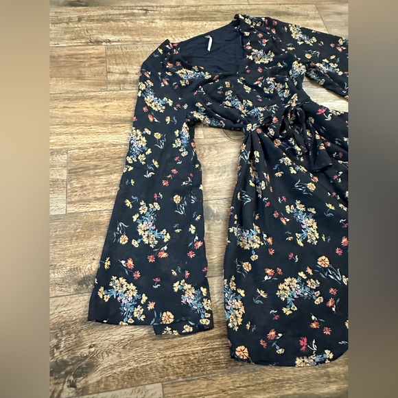 Free People Chiffon Lilou Dress in Black Print XS - Picture 3 of 11